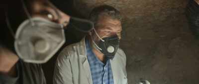 When Dr. Waziry asked me
to touch the object, - Unknown: The Lost Pyramid