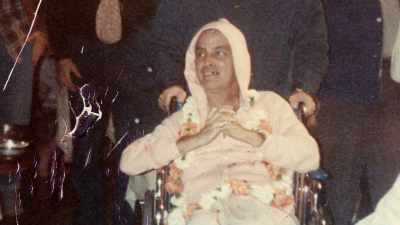 When he got out of the
hospital, he was different. - Krishnas: Gurus. Karma. Murder.
