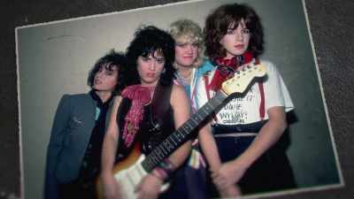 When we got signed,
you're in a room. - Women Who Rock