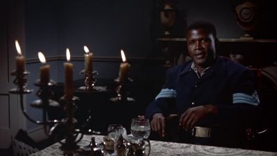 When Hamish bond gave his orders from this chair - Band of Angels