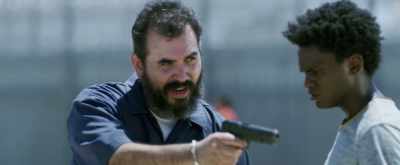 When you hold the gun and you aim, - War of the Worlds: Annihilation