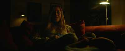 When I got home,
I turned the lights on - Ingrid Goes West