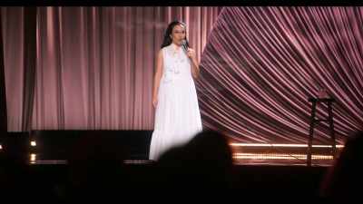 When I introduce myself to new men,
I'm trying to say hello like this, - Ali Wong: Single Lady