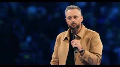 When I landed,
it felt what I would imagine - Your Friend, Nate Bargatze