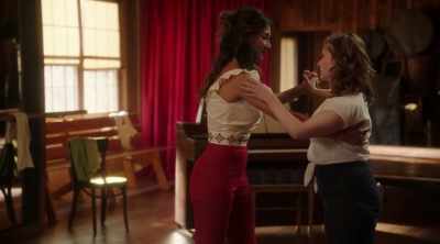 When I put pressure here,
you go in that direction. - Dirty Dancing