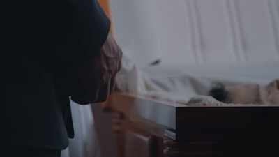 When I saw him
at the wake, - Killer Inside: The Mind of Aaron Hernandez