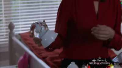 When I saw this snow globe
on the piano, - Christmas in the Air