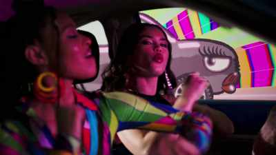 ♪ When I see
her pretty face ♪ - Pretty Stoned