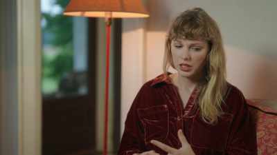 When I was thinking about that,
I realized that... - Folklore: The Long Pond Studio Sessions