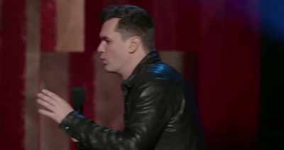 When I walk past people, nothing happens. - Jim Jefferies: Freedumb