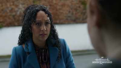 When I went to her place, - Haunted Harmony Mysteries: Murder in G Major