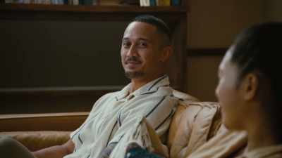When I'm annoyed and Stef's
like giving me a hug, - Couples Therapy