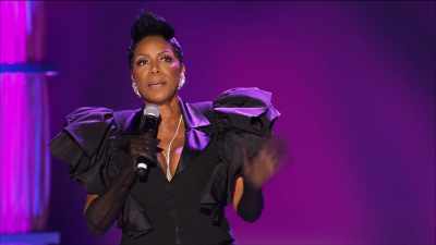 When Kobe Bryant and his daughter passed, - Sommore: Queen Chandelier
