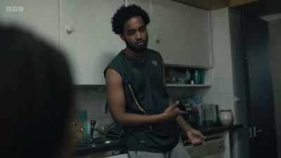 When my mum got sent back to
Somalia, I didn't have anywhere - Mood