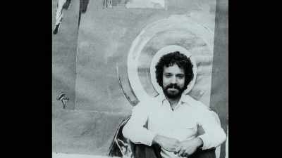 When Nickzad was involved
with his painting, - A Revolution on Canvas