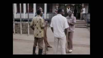When he passed,
everyone recognized his car. - World's Most Wanted