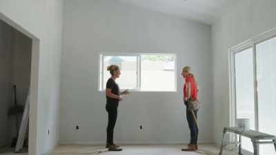 When Sam and Katrina told me
where they want their bed to go, - Help! I Wrecked My House