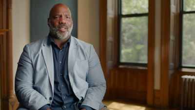 When Shaft interacts with
the police, he talks to them - A Choice of Weapons: Inspired by Gordon Parks