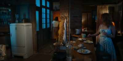 ♪ When she was a little girl ♪ - Wonder Wheel