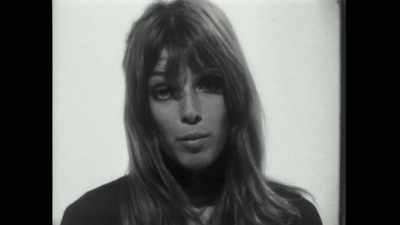 When she was first
approached by Universal Pictures, - Sidney