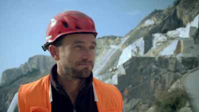 When somebody buys marble from Carrara, - Europe From Above