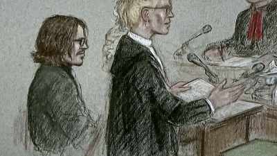 When the allegations
were rapidly circling the globe, - Johnny vs Amber: The US Trial