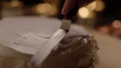 When the pavlova base is formed - Nigella: At My Table
