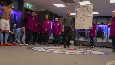 When the play is here, it's David.
Okay, let's go! - All or Nothing: Manchester City