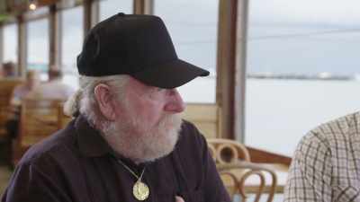 When the ships hit
the reefs in 1715, - Beyond Oak Island