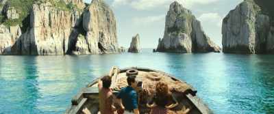 When the women divers pull up crates,
there'll be nobody around. - Smugglers