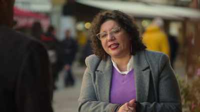When tourists come to Venice, - The Reluctant Traveler with Eugene Levy