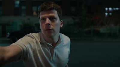 When he walked into
the Israel reunion, - Fleishman Is in Trouble