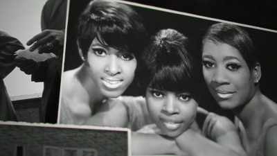 When we were the girl group
Bluebelles, - Women Who Rock