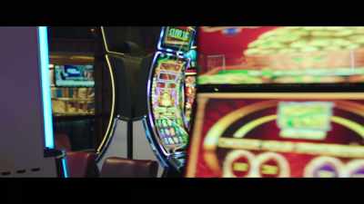 When we went to the casino,
everybody knew Anthony. - Bad Vegan: Fame. Fraud. Fugitives.