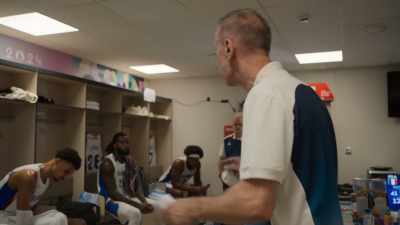When we work together, when we do layups.
when we get in their faces… - Court of Gold