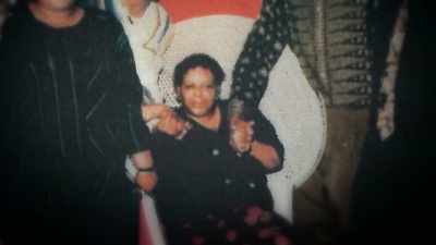 When she would do
Gladys Knight, - Surviving R. Kelly