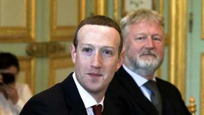 When years went by
without any offers, - Zuckerberg: King of the Metaverse