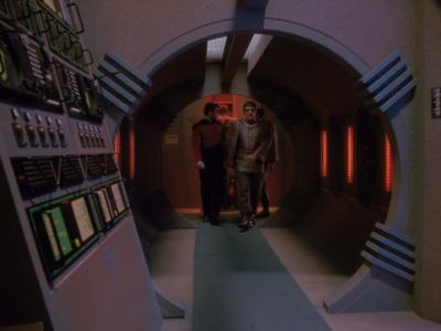 When you and your colleagues
transported to this planet - Star Trek: The Next Generation