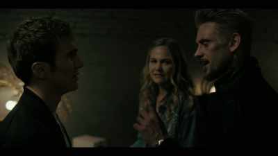 - When you're hiding in here...
- I don't hide. - Justified: City Primeval