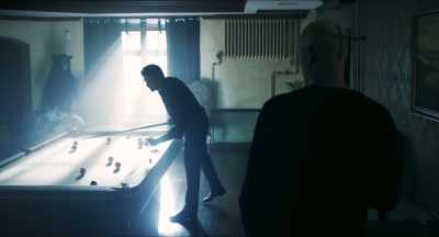 - When's she dumping out the kid?
- 98 days. - Brawl in Cell Block 99