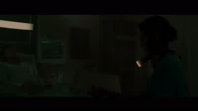 When's the light going back on? - Aliens vs  Predator: Requiem