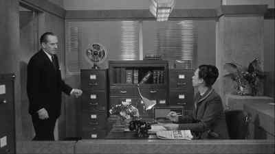 -When's the next mail?
-This afternoon. - The Desperate Hours