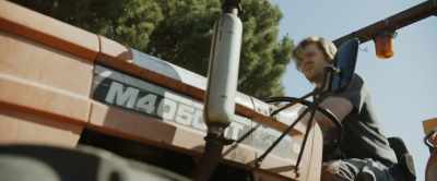 Where are you going to drive
the tractor, Uncle David? - Little Monsters