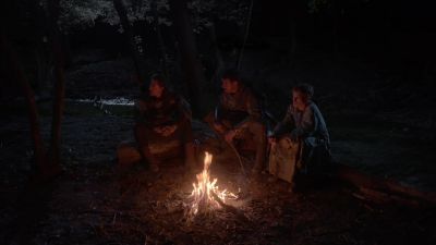 - Where are you going?
- (ISEULT) I need darkness. - The Last Kingdom
