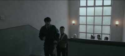 - Where are you going like this?
- Make a statement. - The Looming Storm