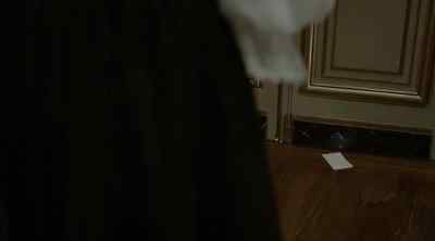    Where are you going, Mother? - Versailles