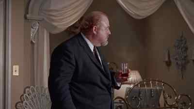 - Where are you going?
- To get me another bottle. - Cat on a Hot Tin Roof