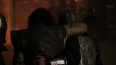 - Where are you taking him?
- He's hurt. He needs to see the surgeon. - Rise of Empires: Ottoman