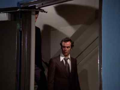 - Where are you taking me?
- To a safe place. - Mission: Impossible