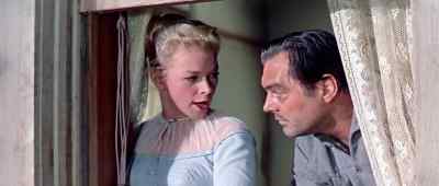 Where are the men to stop them?
Where are the men to help Thomson? - Warlock
